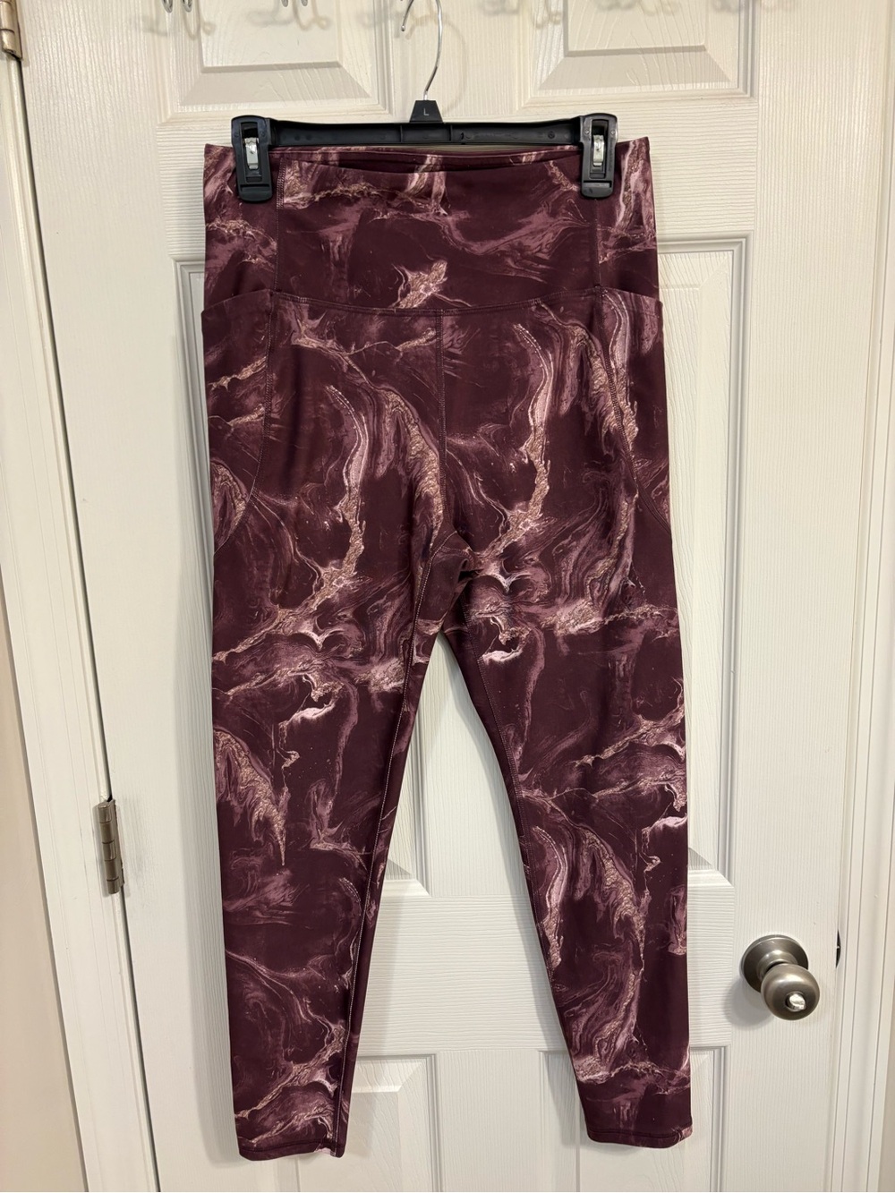 Freely Purple Marble Yoga Gym Leggings w/ Pockets - Size Large - Mint Condition